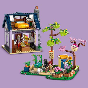 Конструктор LEGO Дом пчеловода и цветник, деталей 1161 шт купить,NaN