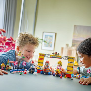 Конструктор LEGO Малышка Пич и набор Гран-При , деталей 823 шт купить,NaN