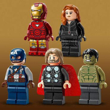 Конструктор LEGO Логотип и минифигурки, деталей 931 шт купить,NaN