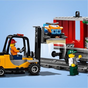 Конструктор LEGO Город Товарный поезд, деталей 1226 шт купить,NaN
