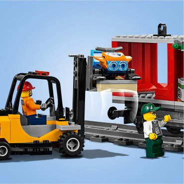 Конструктор LEGO Город Товарный поезд, деталей 1226 шт купить,NaN