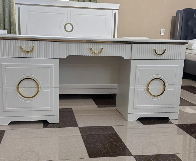 Туалетный столик СлонимМебель Мармарис 172x44x77см белый купить,NaN