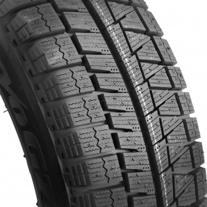 Шина Bridgestone Blizzak Revo GZ 205/55 R16 91S зимняя купить,53690