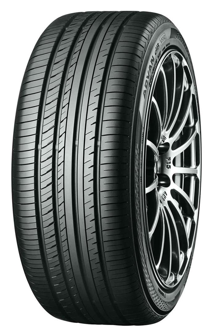 Шина Yokohama Advan DB V552 215/60 R16 95V летняя