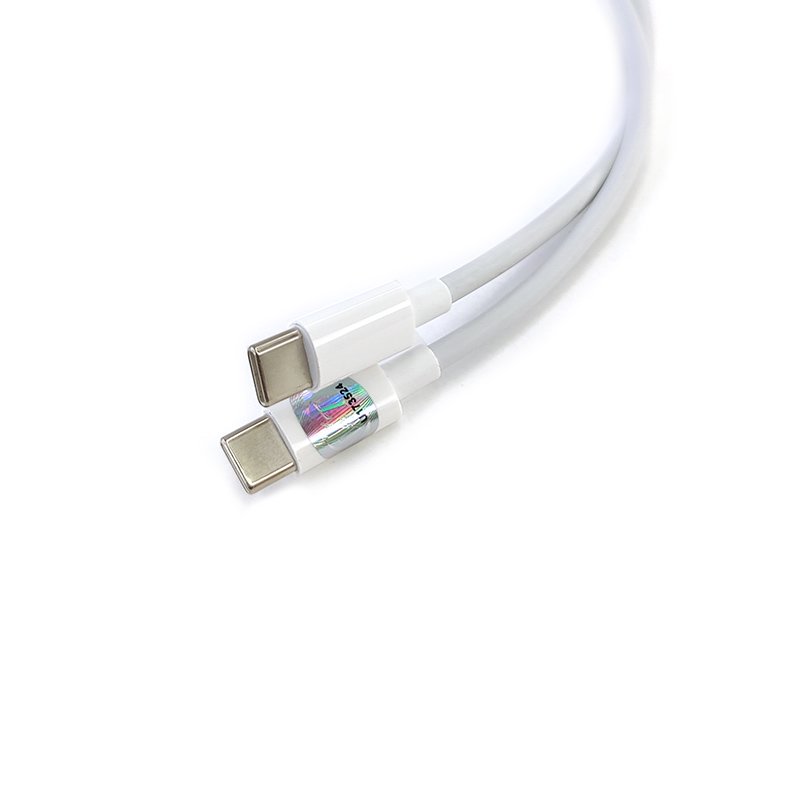 Кабель ViTi UC 2м белый