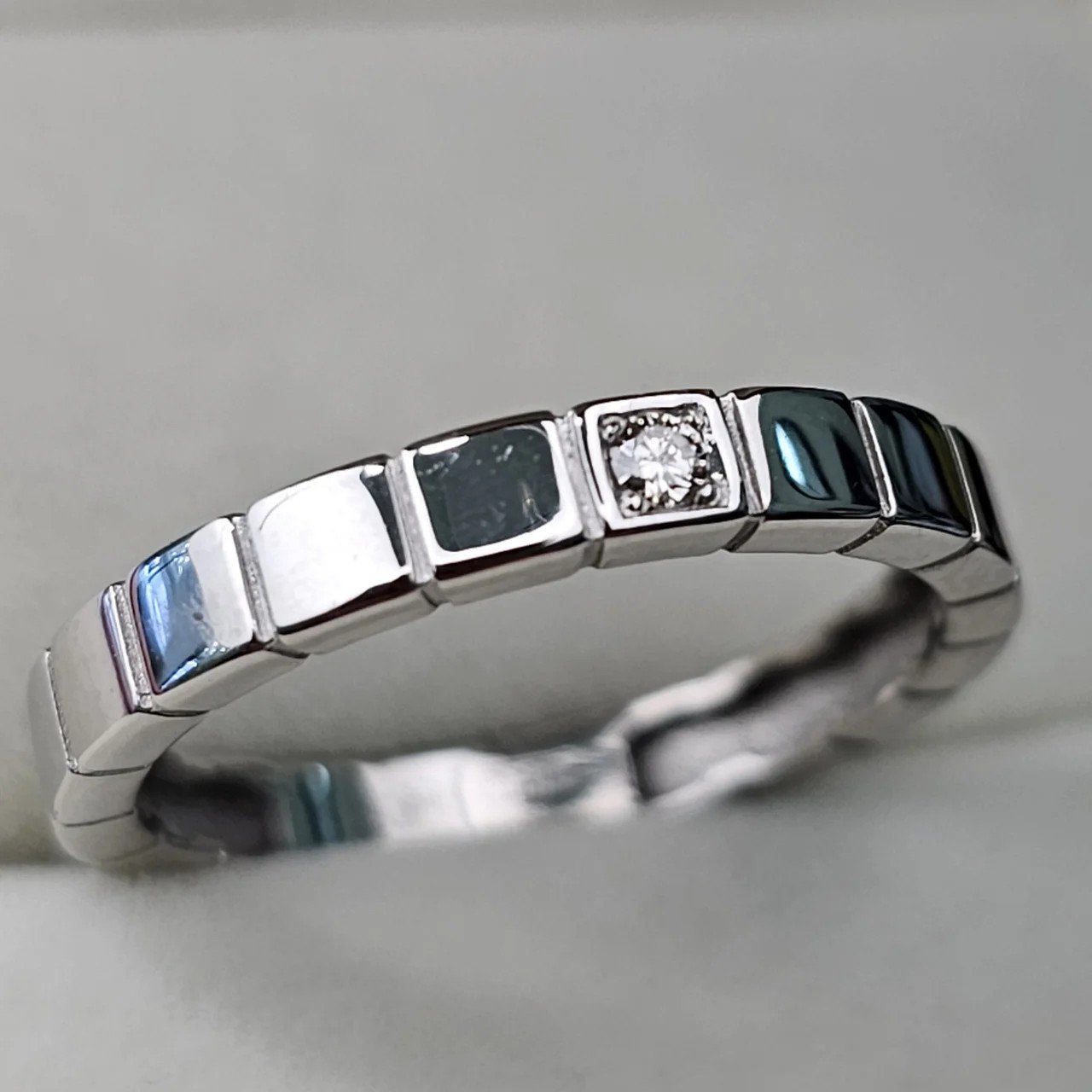 Кольцо Deimantas 109816867 18.5р 3,35гр. купить,NaN