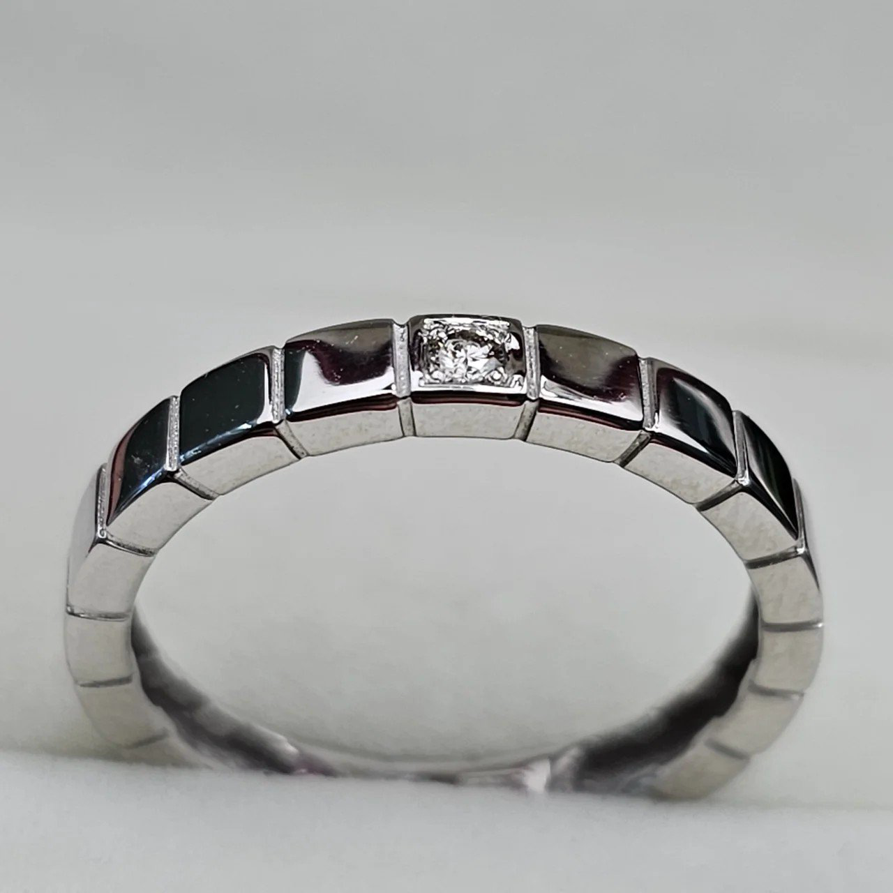 Кольцо Deimantas 109816867 18.5р 3,35гр. купить,NaN