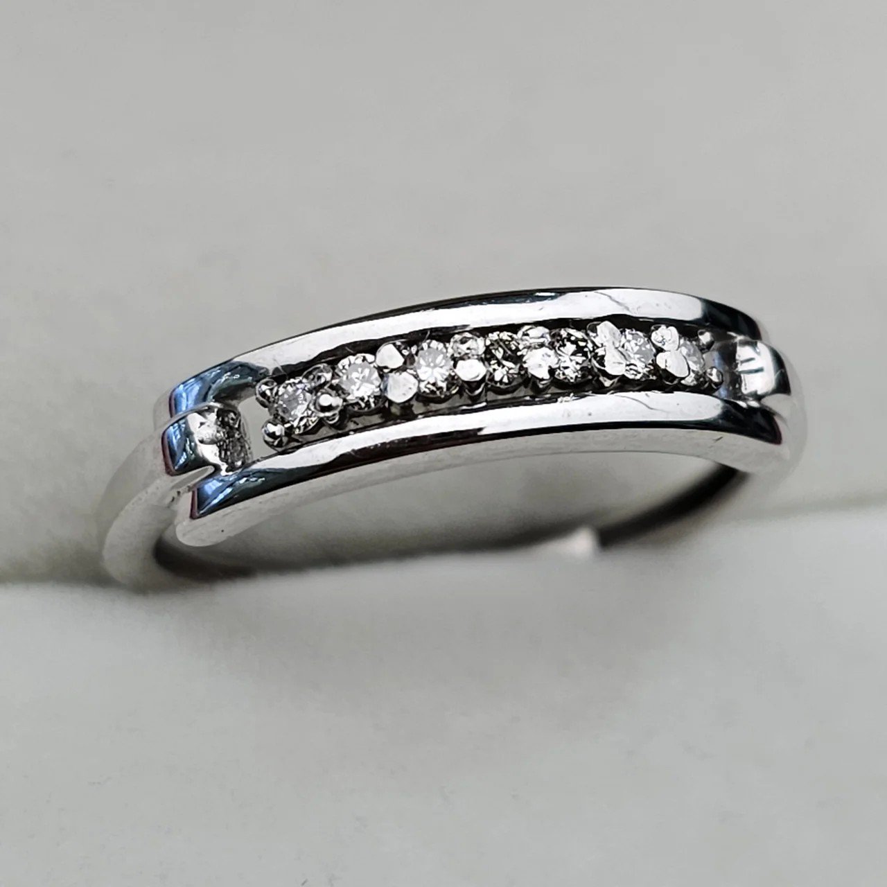 Кольцо Deimantas 109816905 17р 2,19гр. купить,NaN
