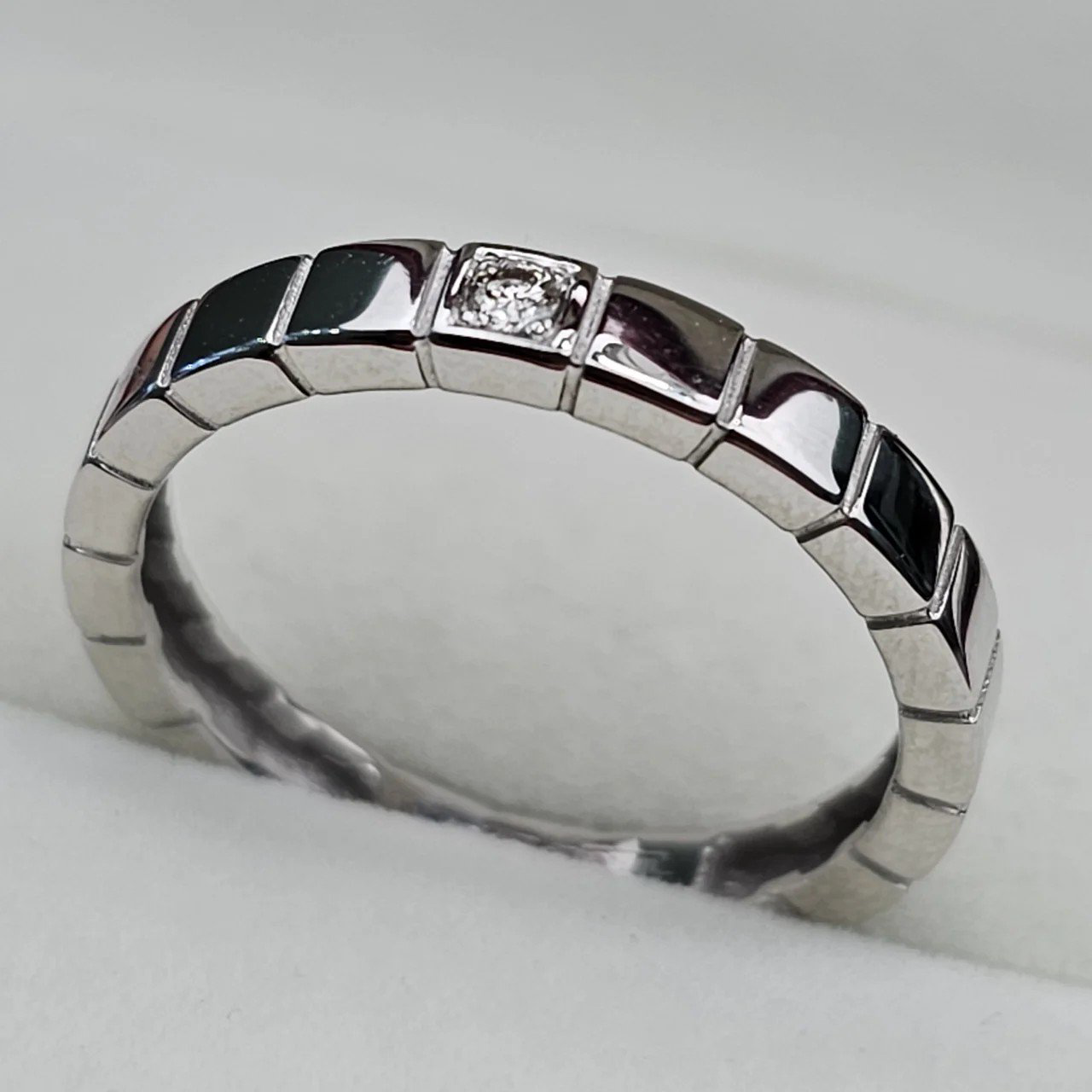 Кольцо Deimantas 109816867 18.5р 3,35гр. купить,NaN