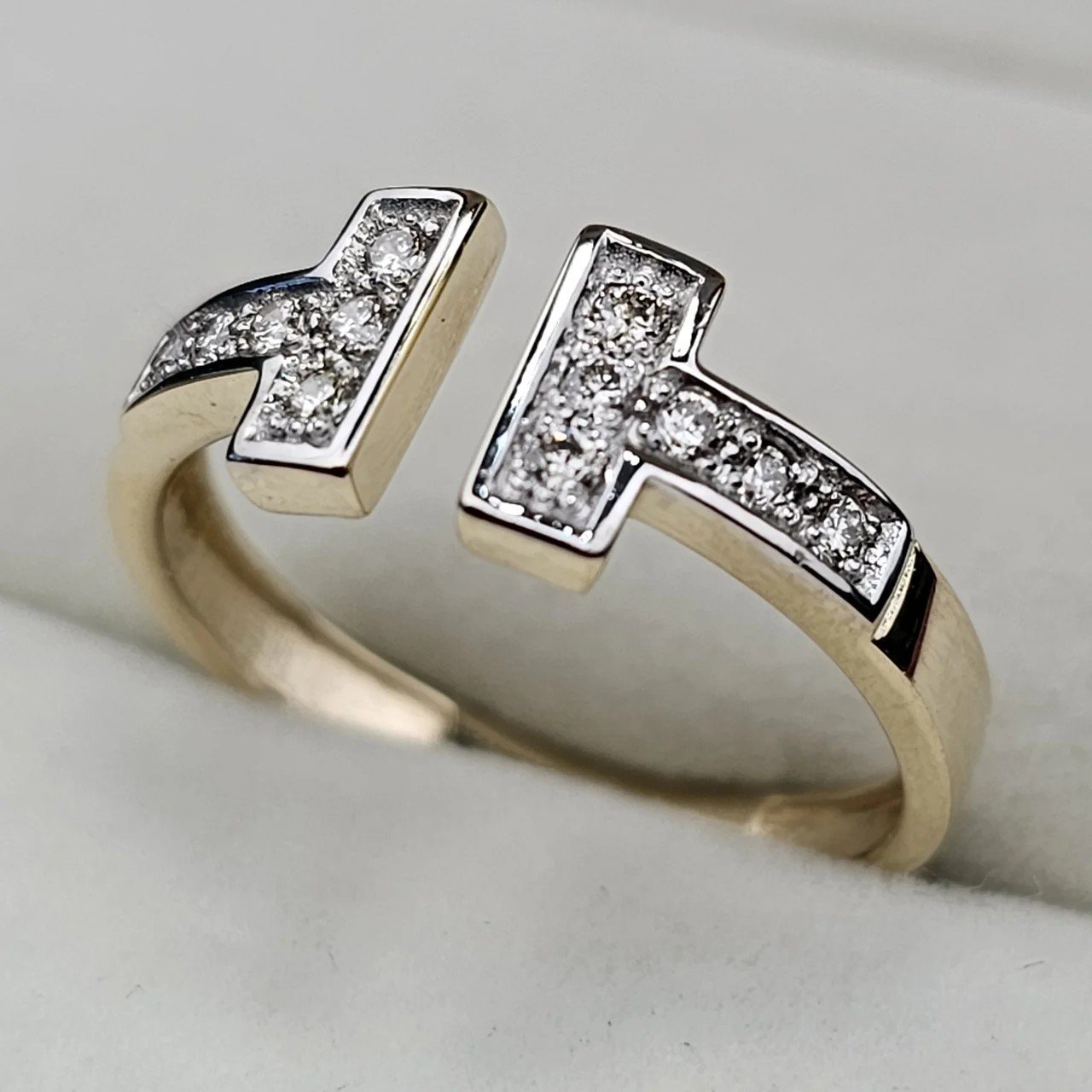 Кольцо Deimantas 109816934 17р 2,27гр. купить,NaN