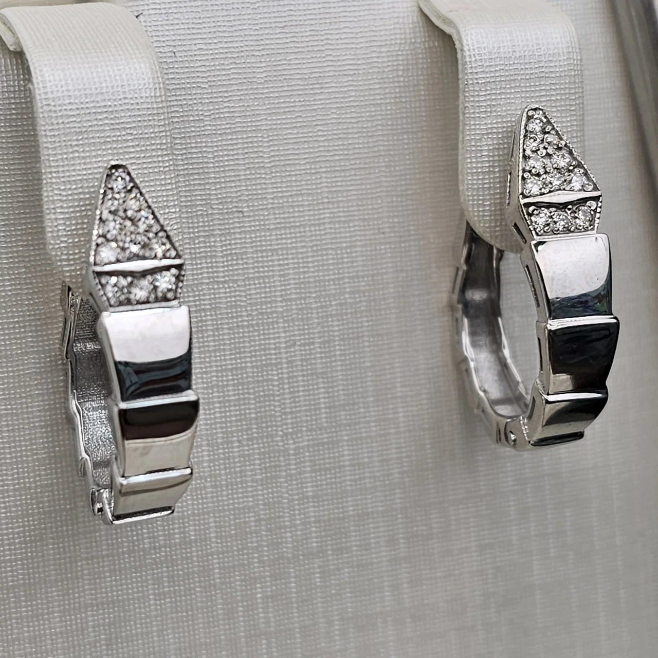 Серьги Deimantas 109816958 3,35гр. купить,NaN