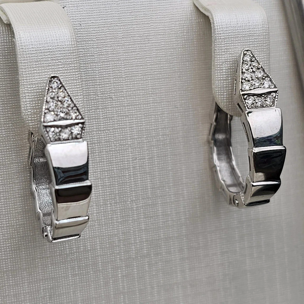 Серьги Deimantas 109816958 3,35гр. купить,NaN