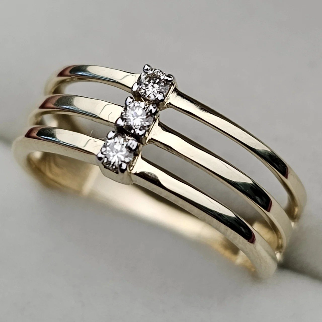 Кольцо Deimantas 109816929 17.5р 2,98гр. купить,NaN