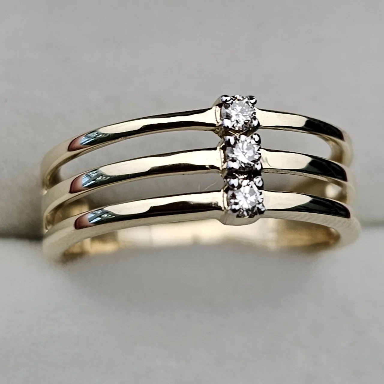 Кольцо Deimantas 109816929 17.5р 2,98гр. купить,NaN