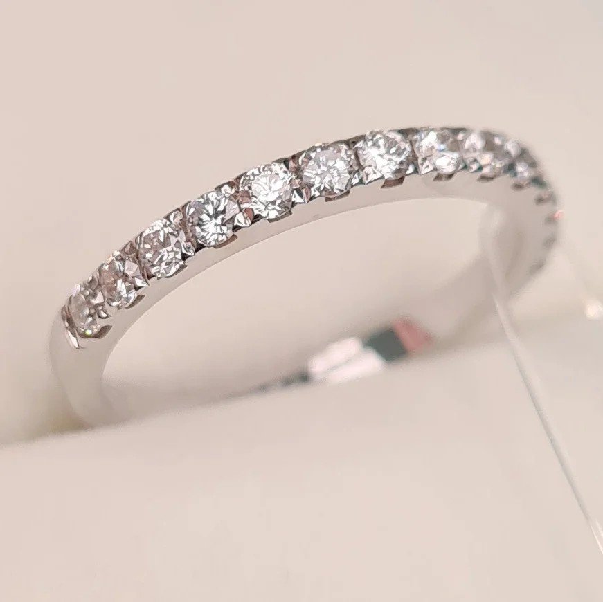 Кольцо Deimantas 109667338 16.5р 1,88гр. купить,NaN