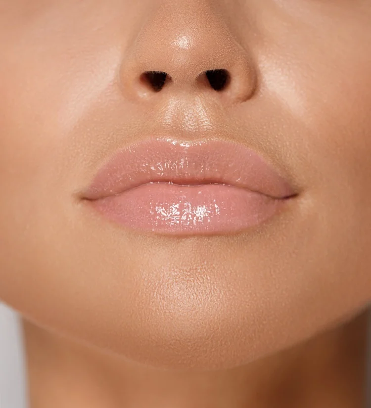 Блеск-плампер для губ Luxvisage Hot Vanilla 307 dusty lilac купить,NaN