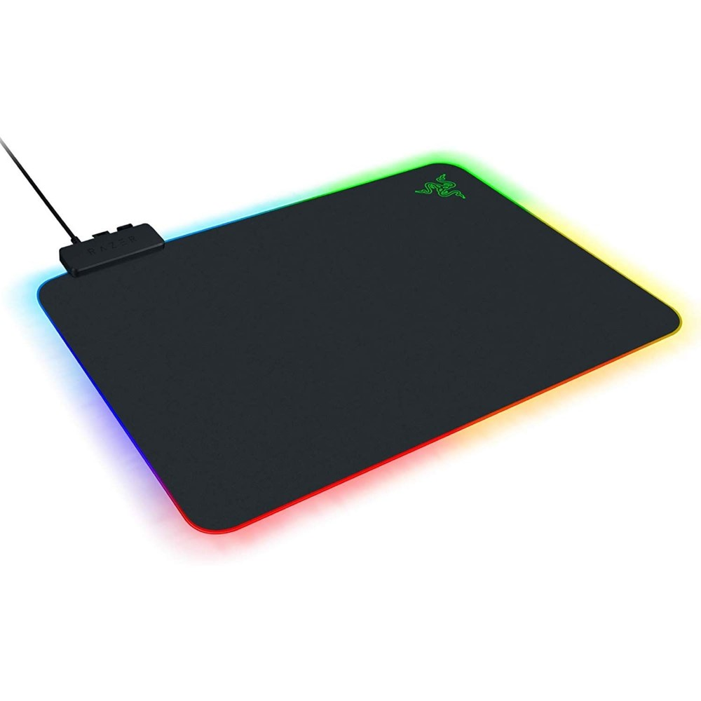 Коврик для мыши Razer Firefly V2 RZ02-03020100-R3M1