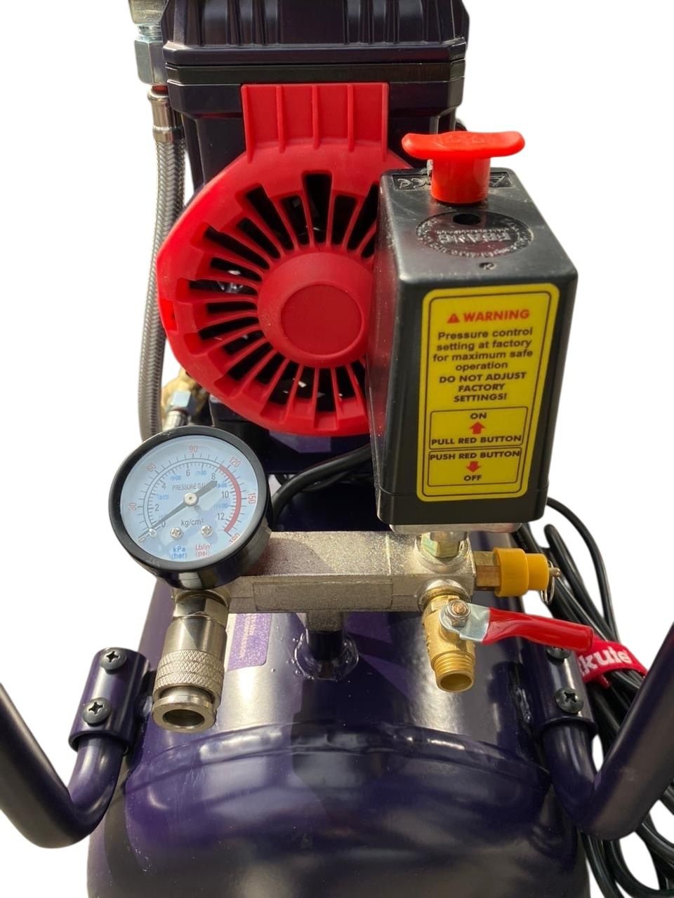 Компрессор безмасляный Makute AC121-30W, 8 бар купить,NaN