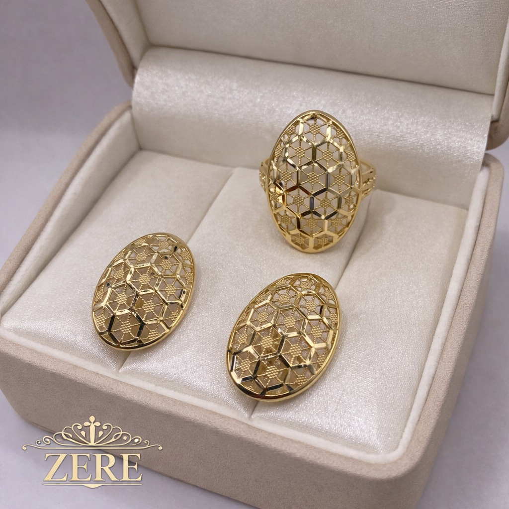 Комплект Zere ZR010425 золото 8.41гр 20р купить,745000