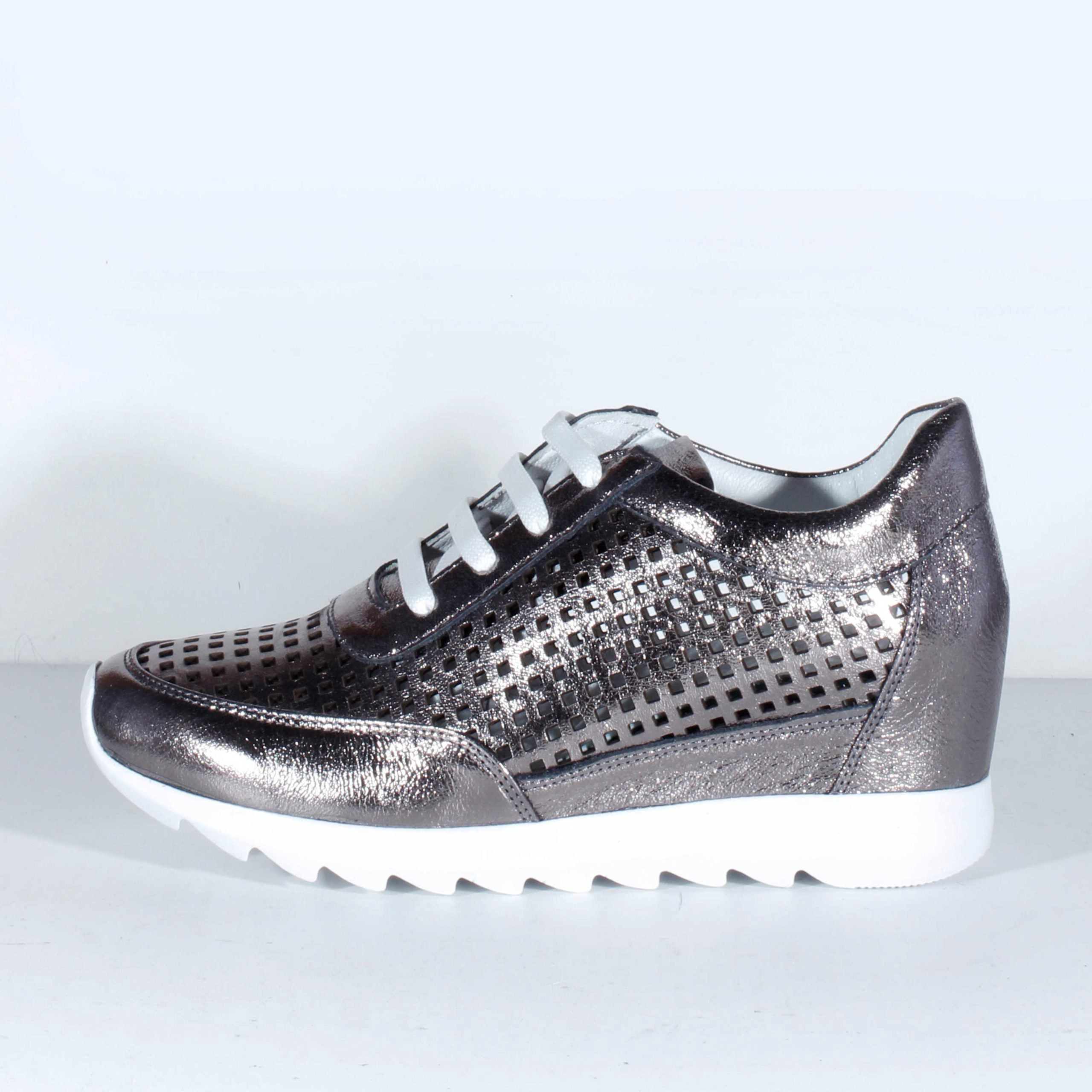 Кроссовки MFS 1630 406 pearl 40 купить,NaN