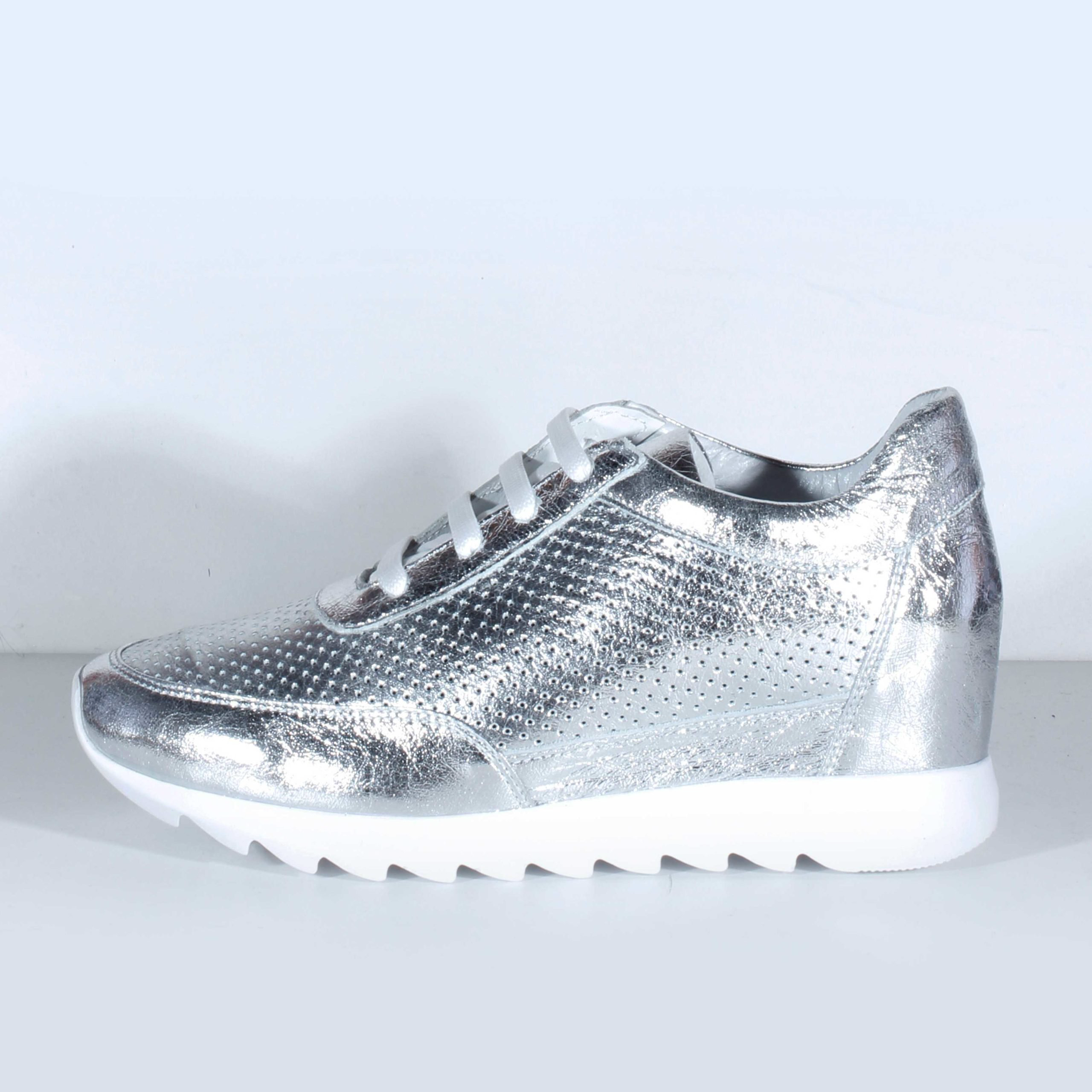 Кроссовки MFS 780 615 silver 37  купить,NaN