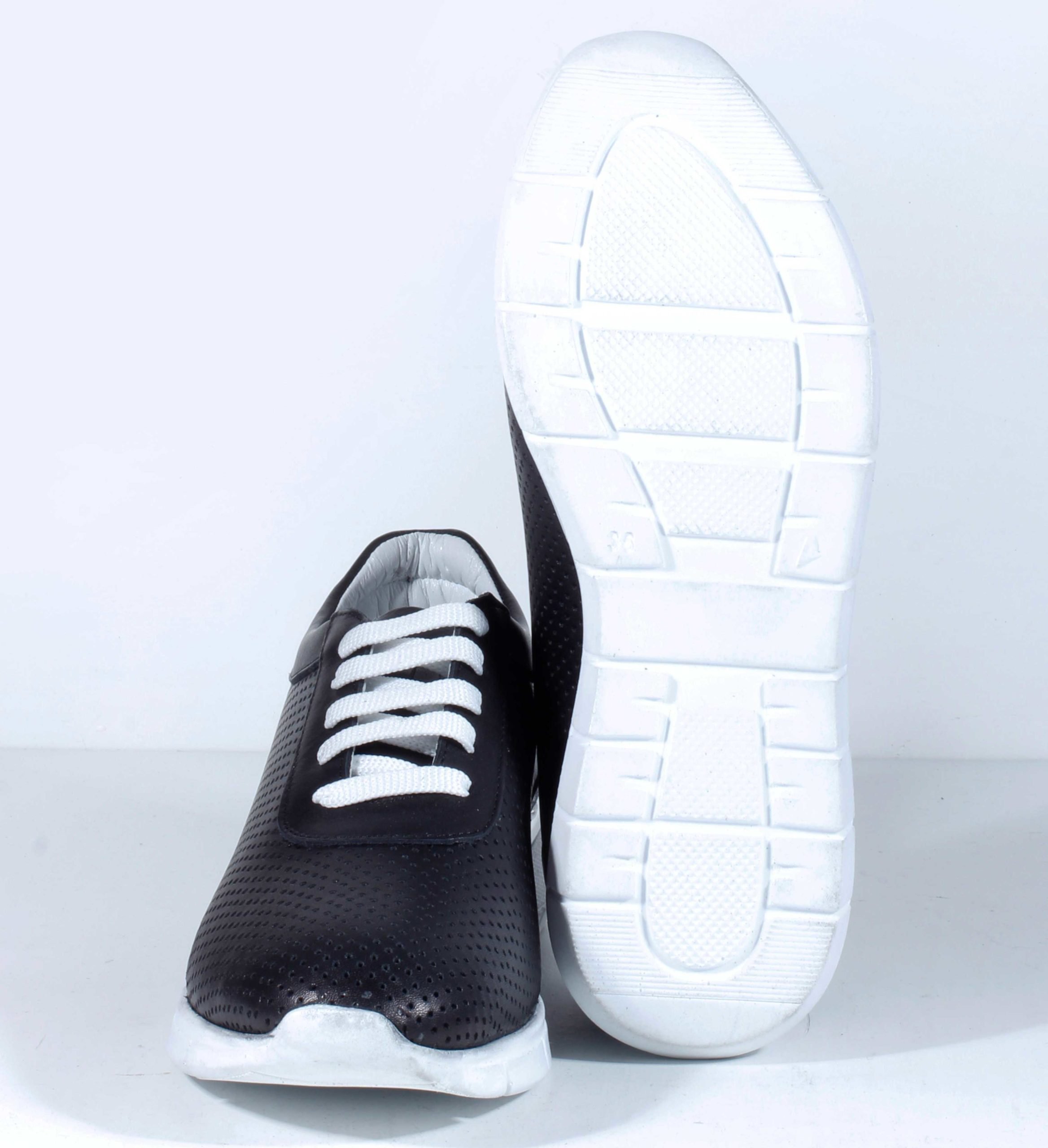 Кроссовки MFS 1001 Siyah Deri black 39 купить,NaN