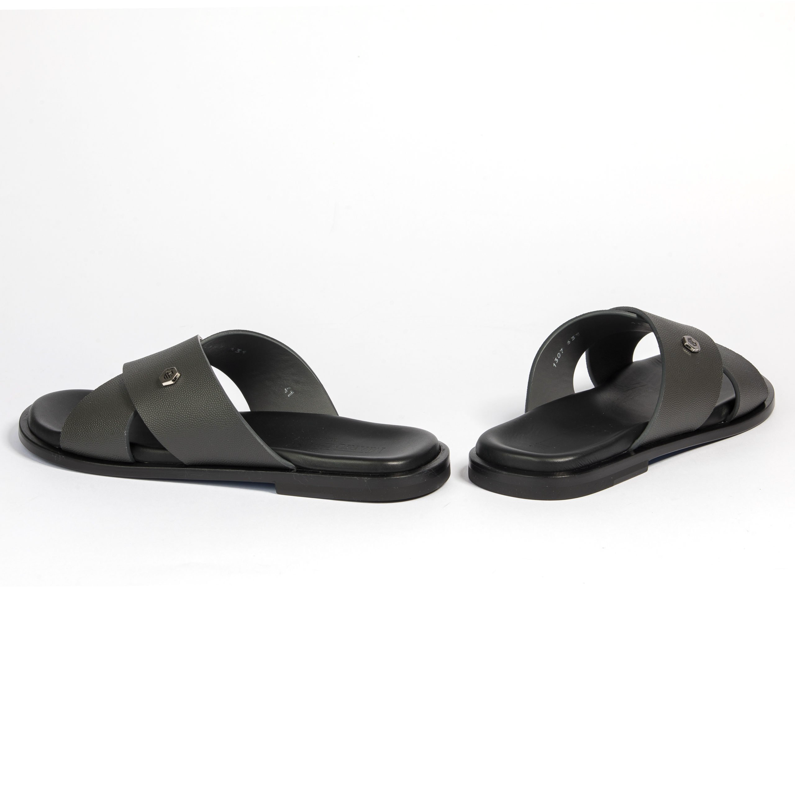 Шлепанцы Mario Bruni 1307 black 44 купить,NaN