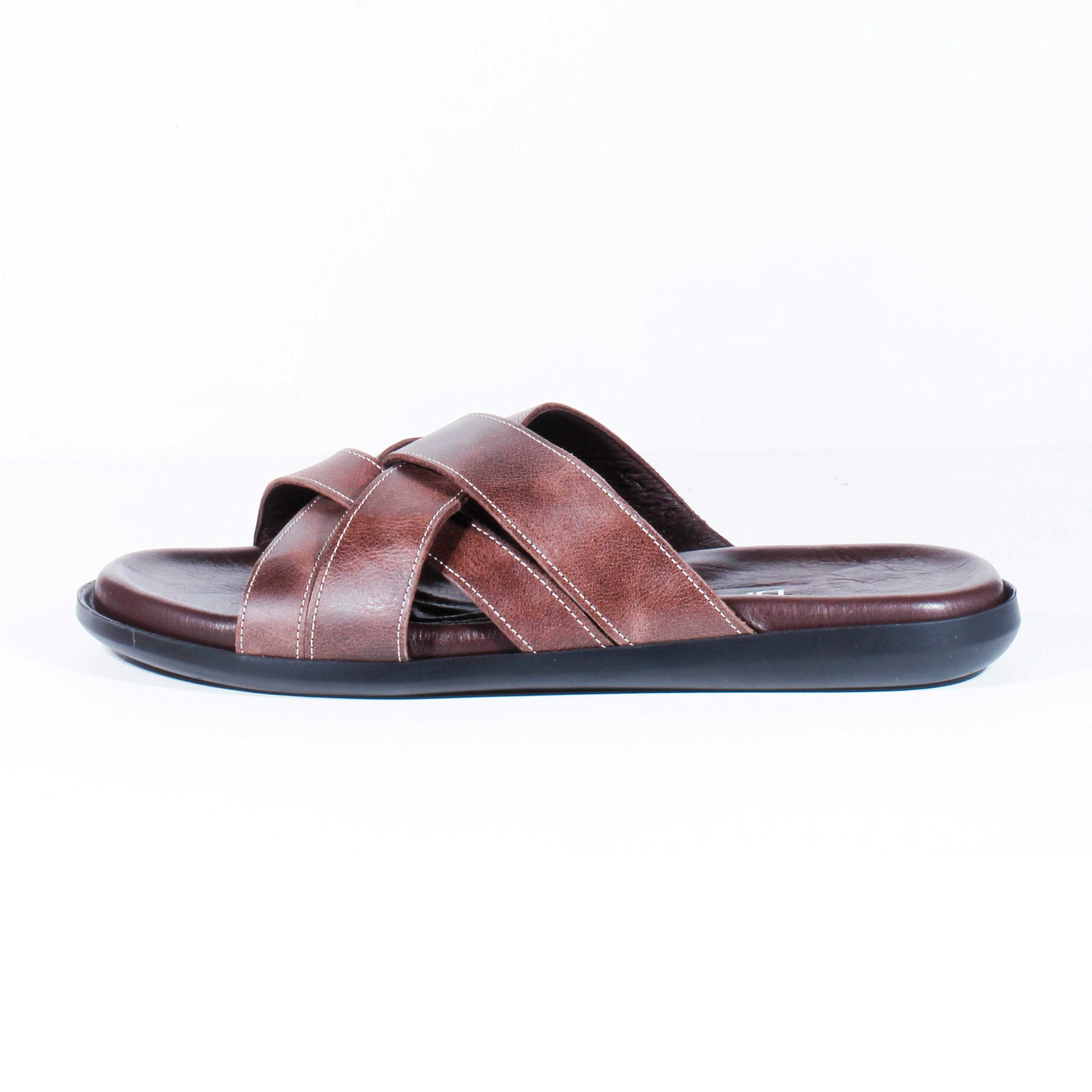 Шлепанцы Bravelli 22 brown 40 купить,NaN