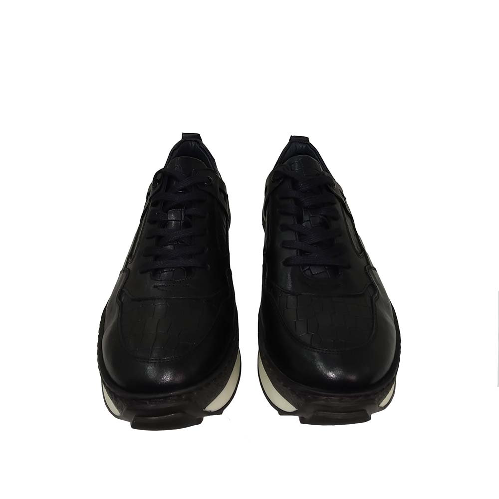Кроссовки Bravelli Siyah Antik 91531022 black 42 купить,NaN