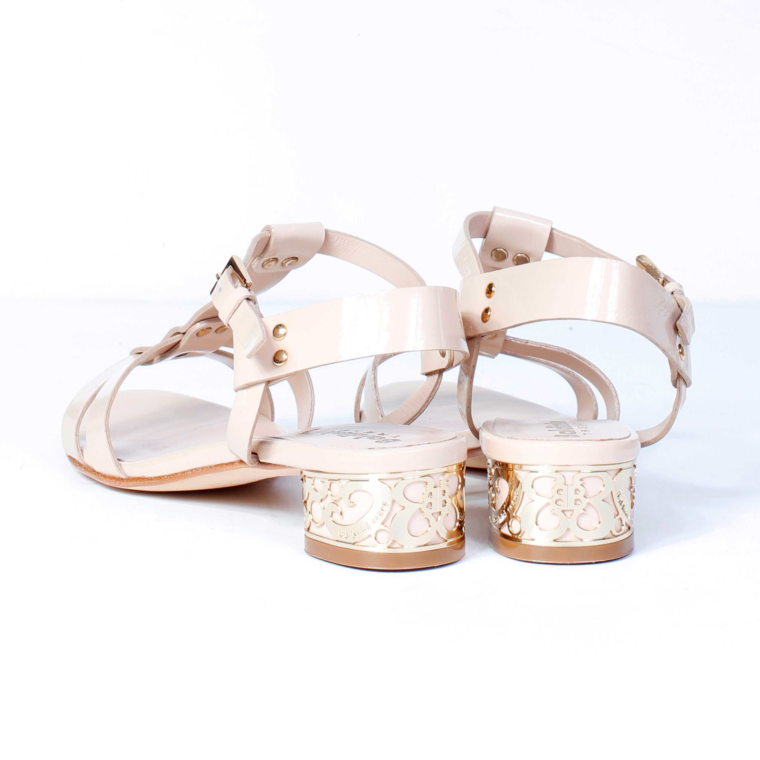 Сандалии Baldinini 398427P31QVERN2110 beige 36 купить,NaN