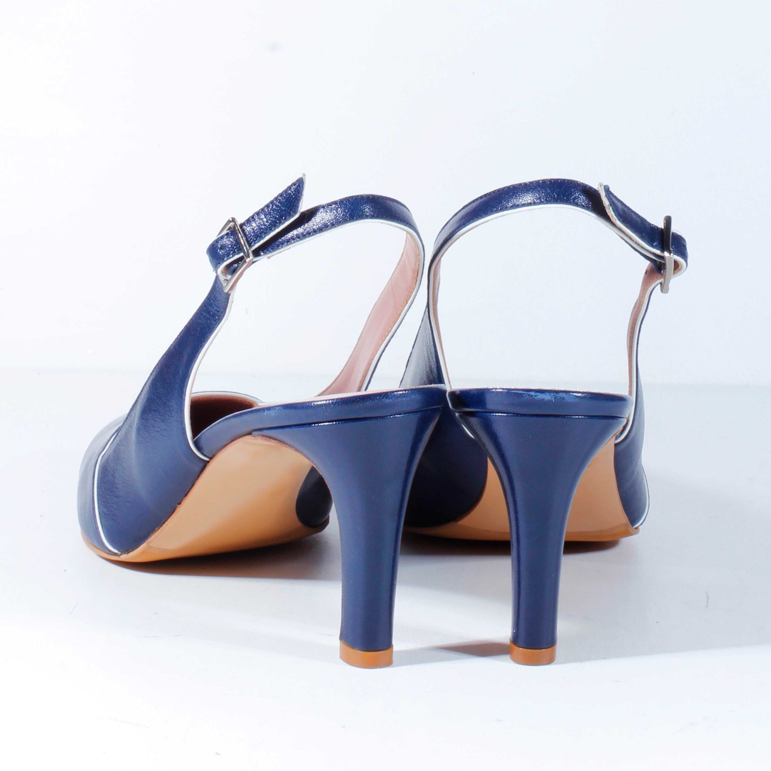 Босоножки Antonio Barbato 5238 Nappa Blu 39 купить,NaN