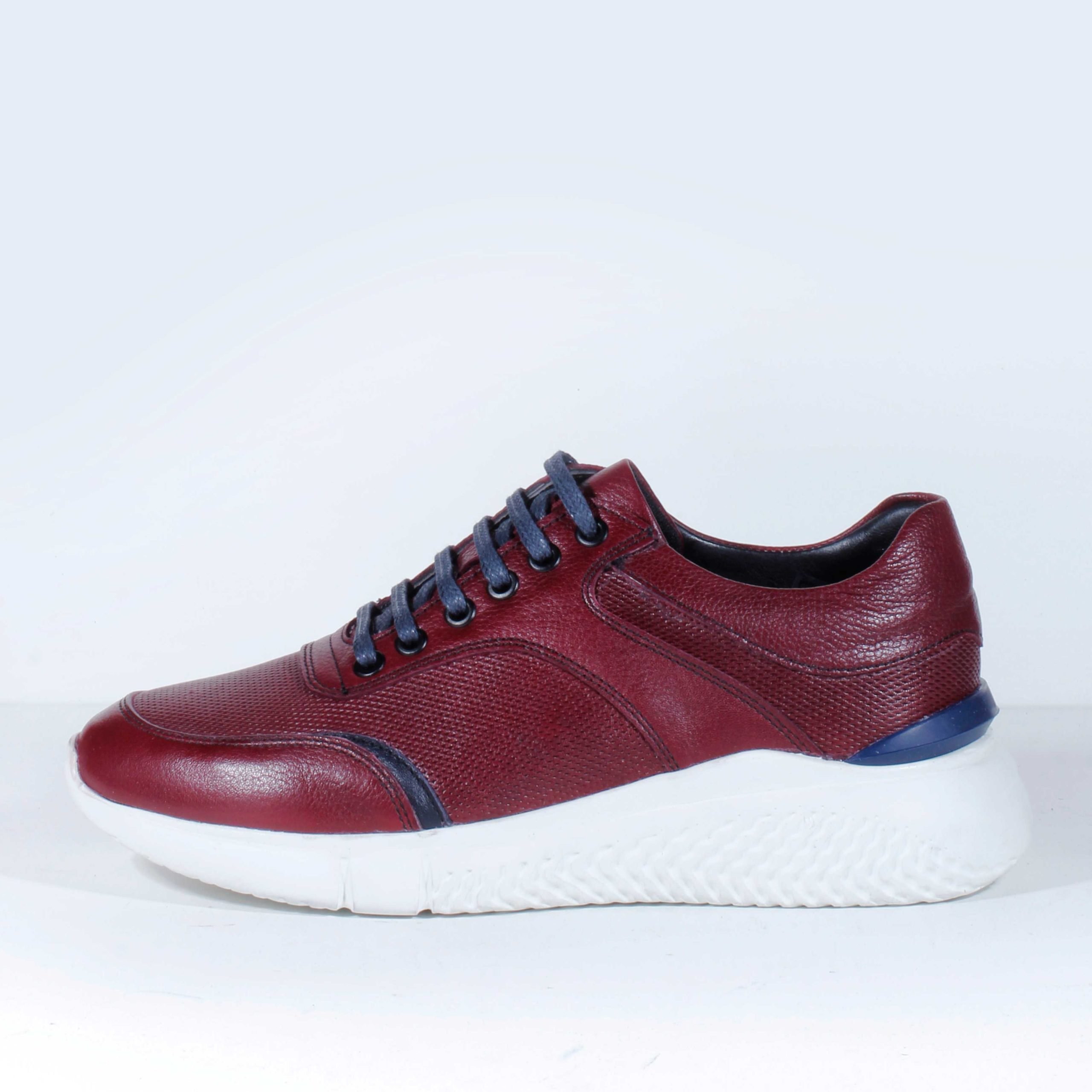 Кроссовки Bravelli 9526 bordo 43 купить,NaN
