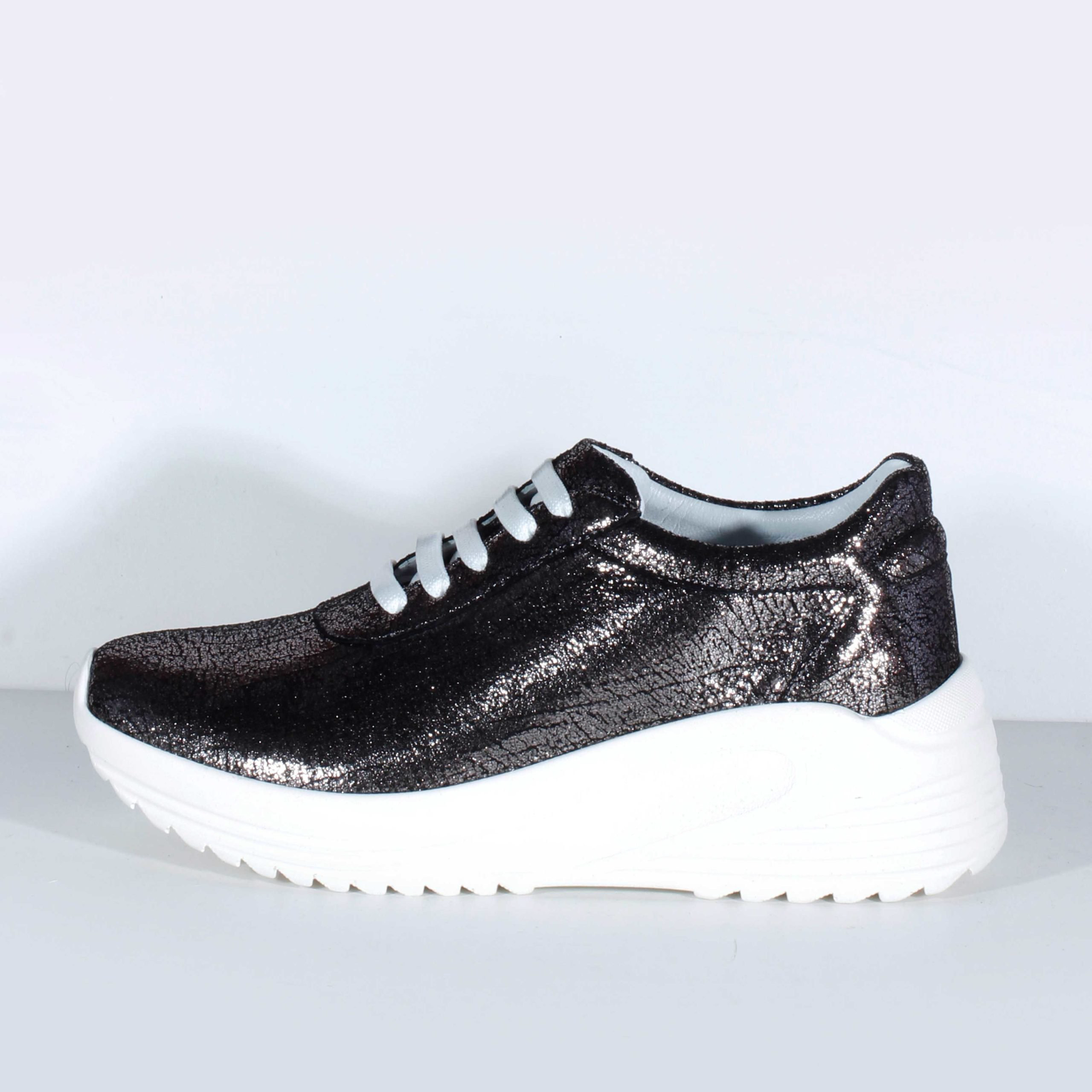 Кроссовки MFS 2419.838 black 40 купить,NaN