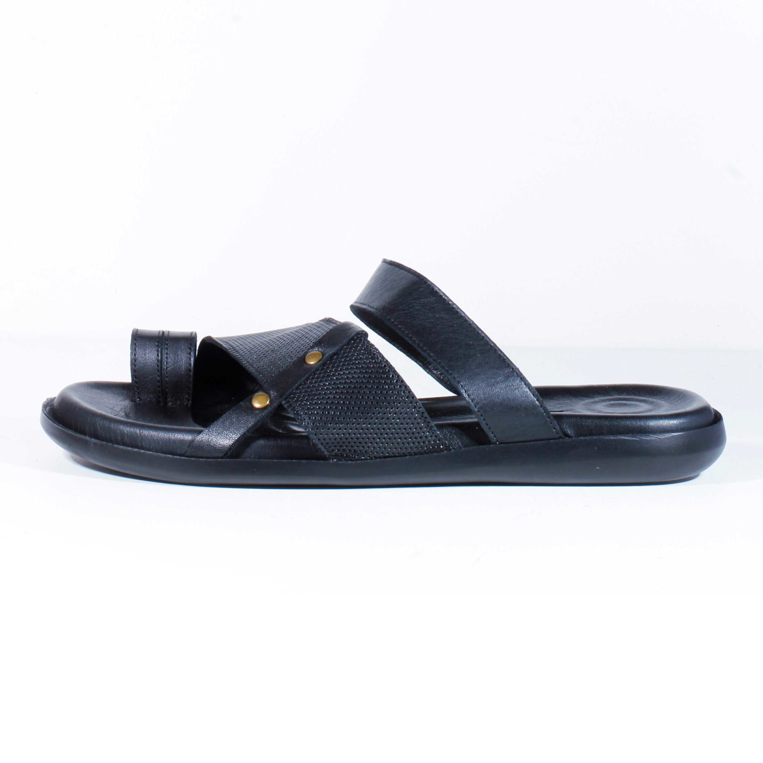 Шлепанцы Bravelli 20 black 44 купить,NaN