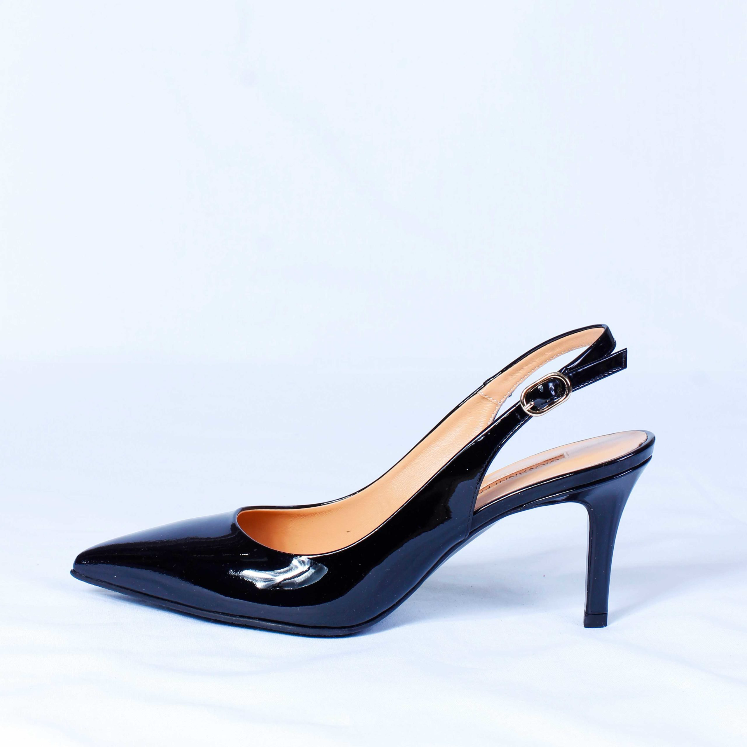 Босоножки Giovanni Fabiani G3418 black 35,5 купить,NaN