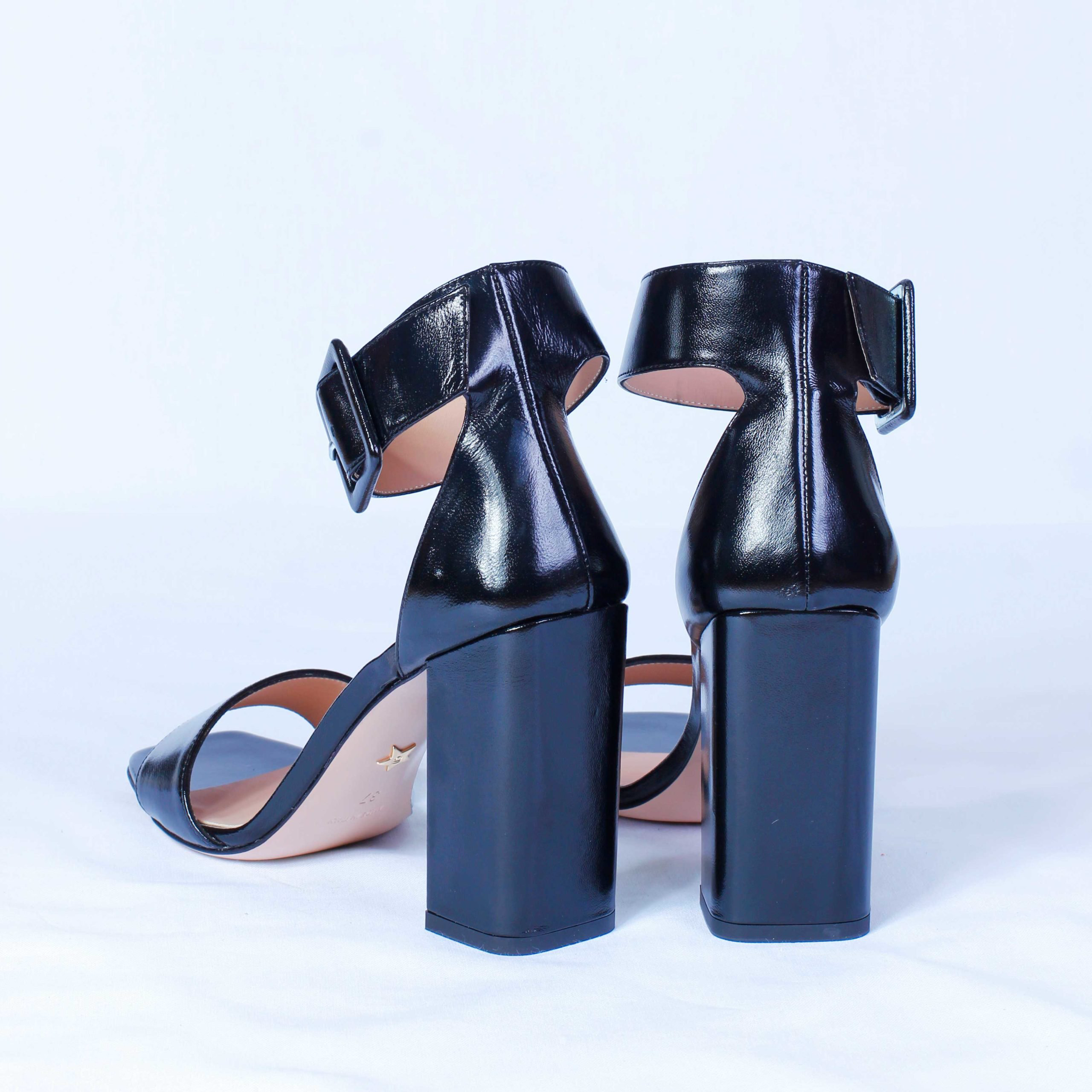 Босоножки Giorgio Fabiani F201085H black 36 купить,105000