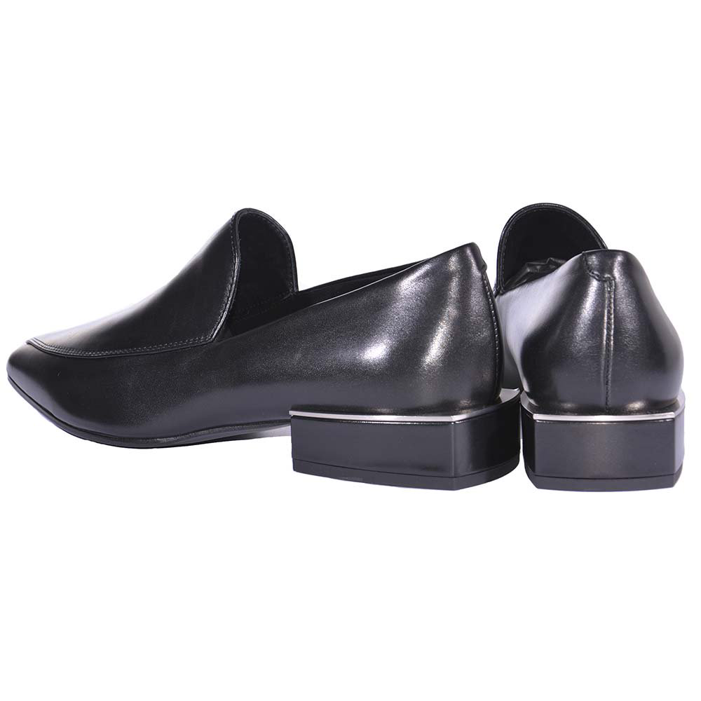 Лоферы Vic Matie 1V8082D.V34TV9T388 black 39 купить,110400