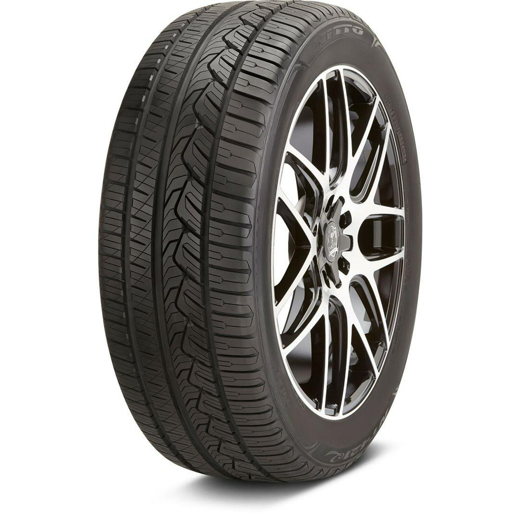 Шина Nitto NT830 185/60 R15 88Н летняя