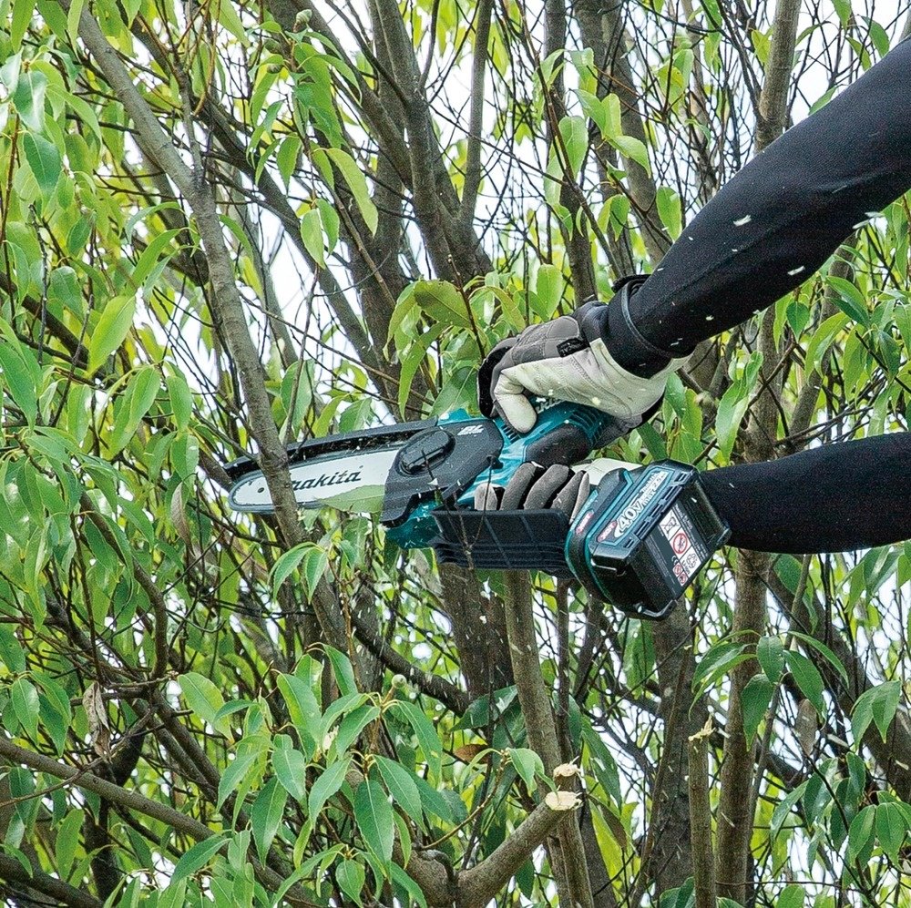 Аккумуляторная цепная пила Makita UC029GZ01(R) купить,NaN