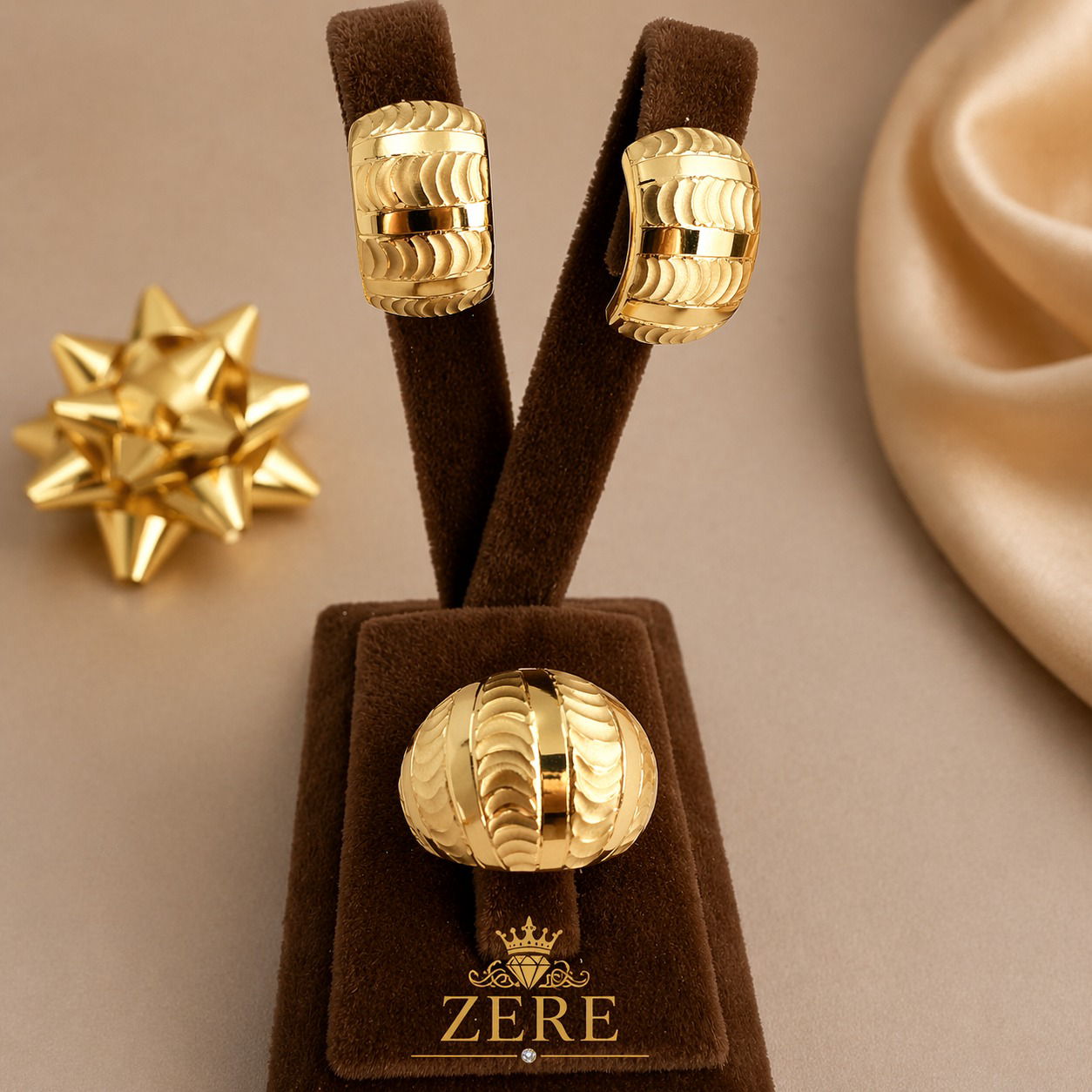 Комплект Zere ZR040408 золото 6.6гр 18р купить,582100