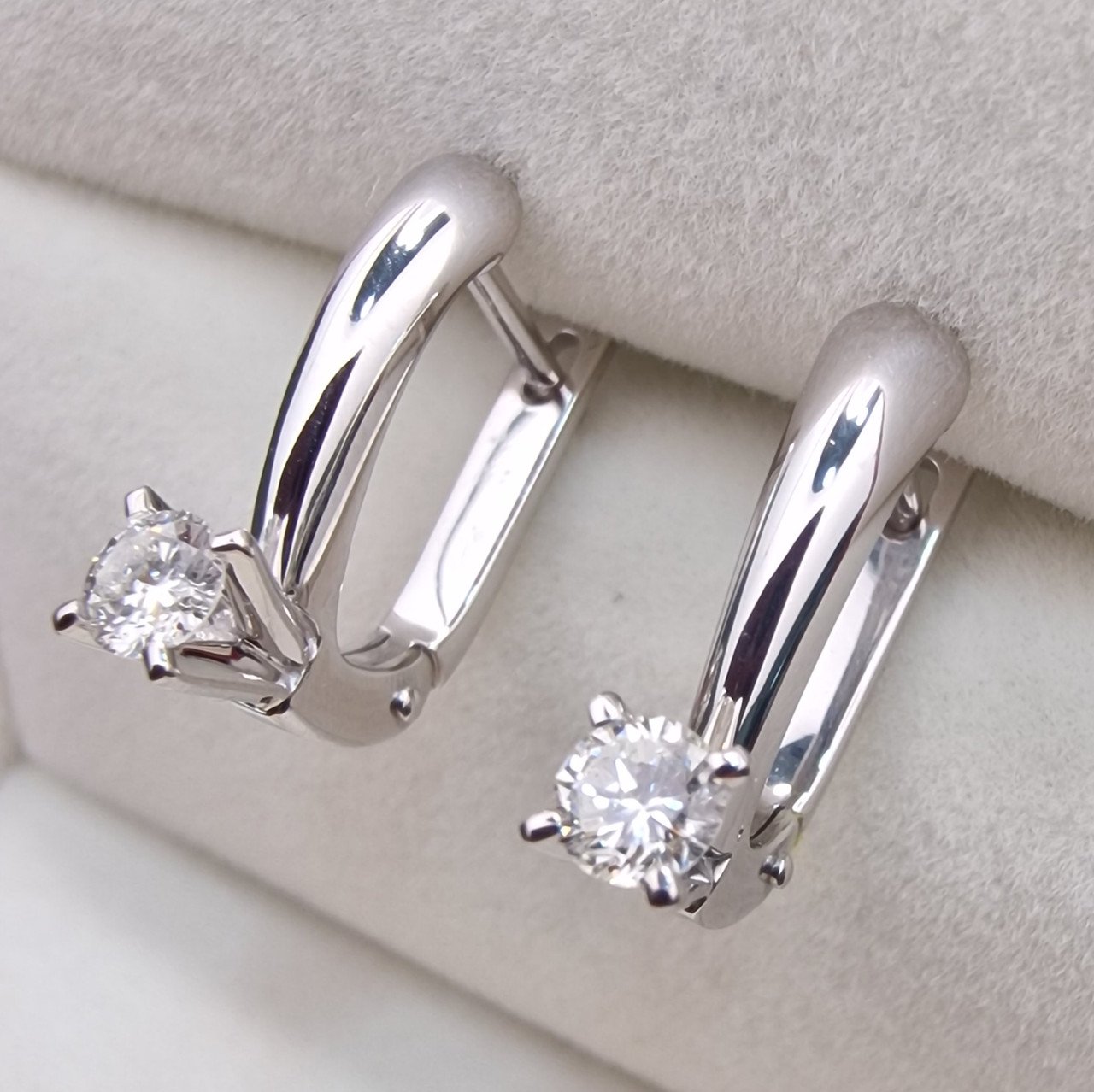 Серьги Deimantas 102926552 3,39гр 0,32ct. купить,NaN