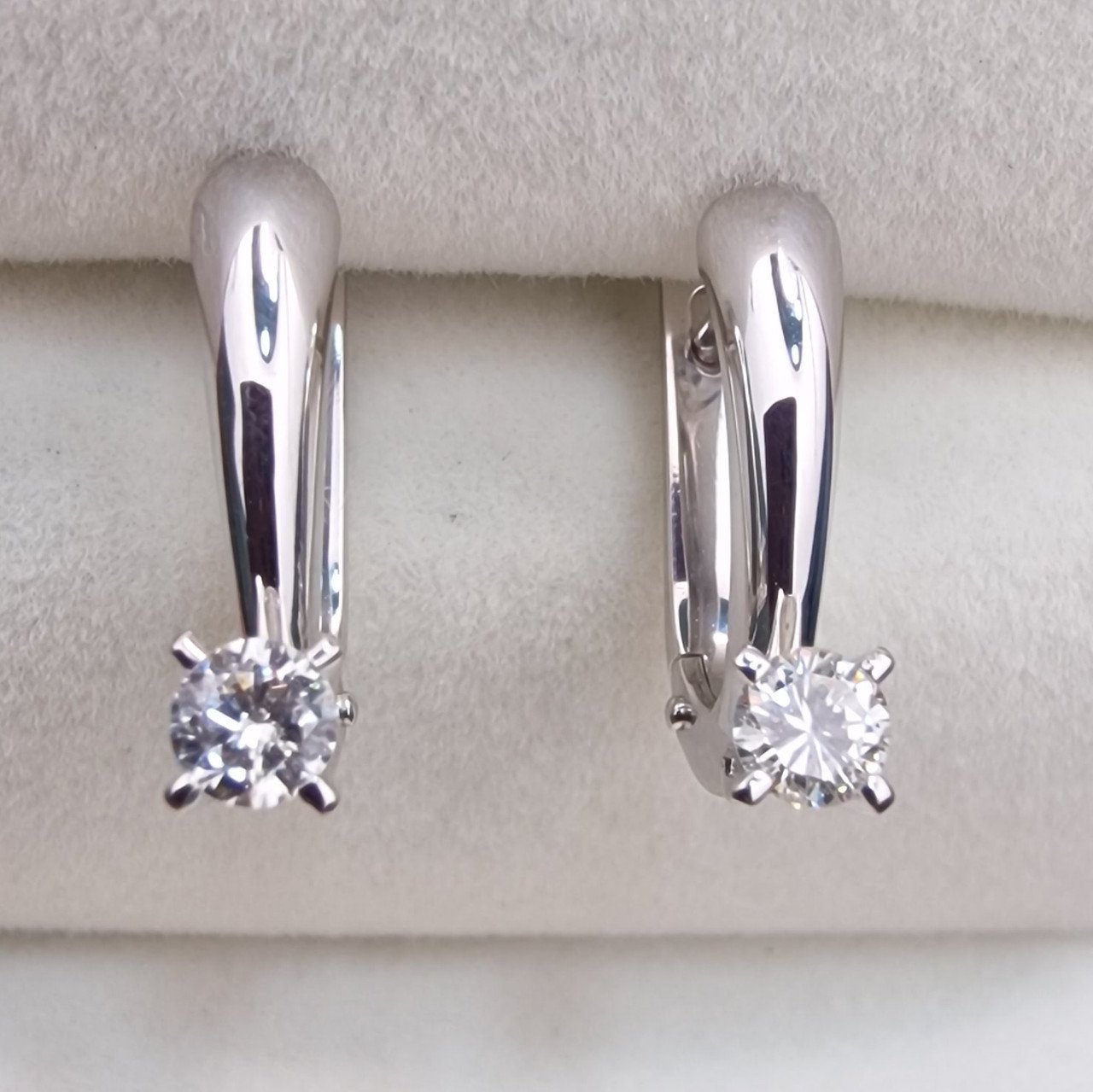 Серьги Deimantas 102926592 3,4гр 0,28ct. купить,NaN