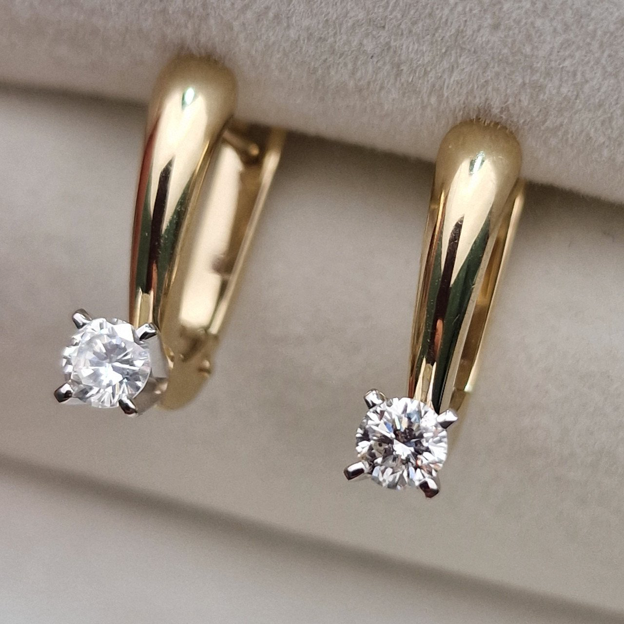 Серьги Deimantas 102926602 3,45гр 0,30ct. купить,NaN