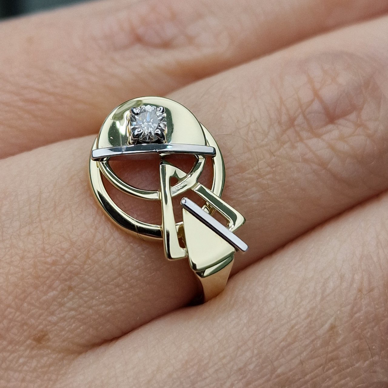 Кольцо Deimantas 102927619 17р 2,85гр 0,12ct. купить,NaN