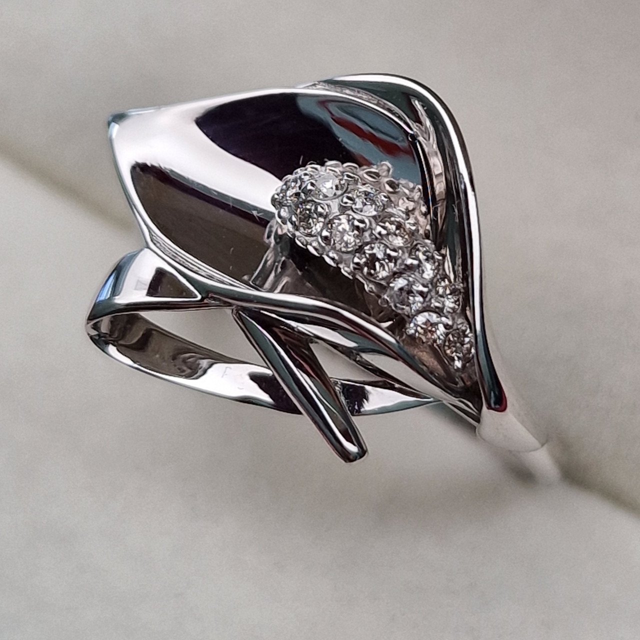 Кольцо Deimantas 102927657 17,5р 3,35гр 0,10ct. купить,NaN