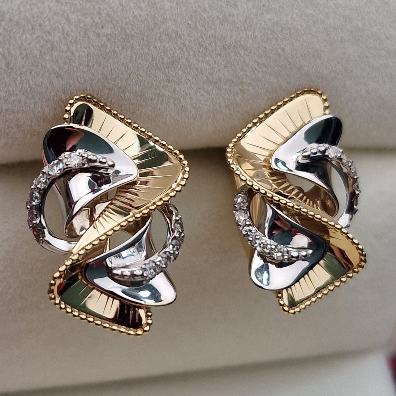 Серьги Deimantas 102927707 4,21гр 0,20ct. купить,NaN