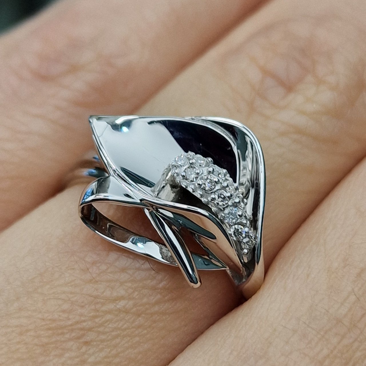 Кольцо Deimantas 102927657 17,5р 3,35гр 0,10ct. купить,NaN