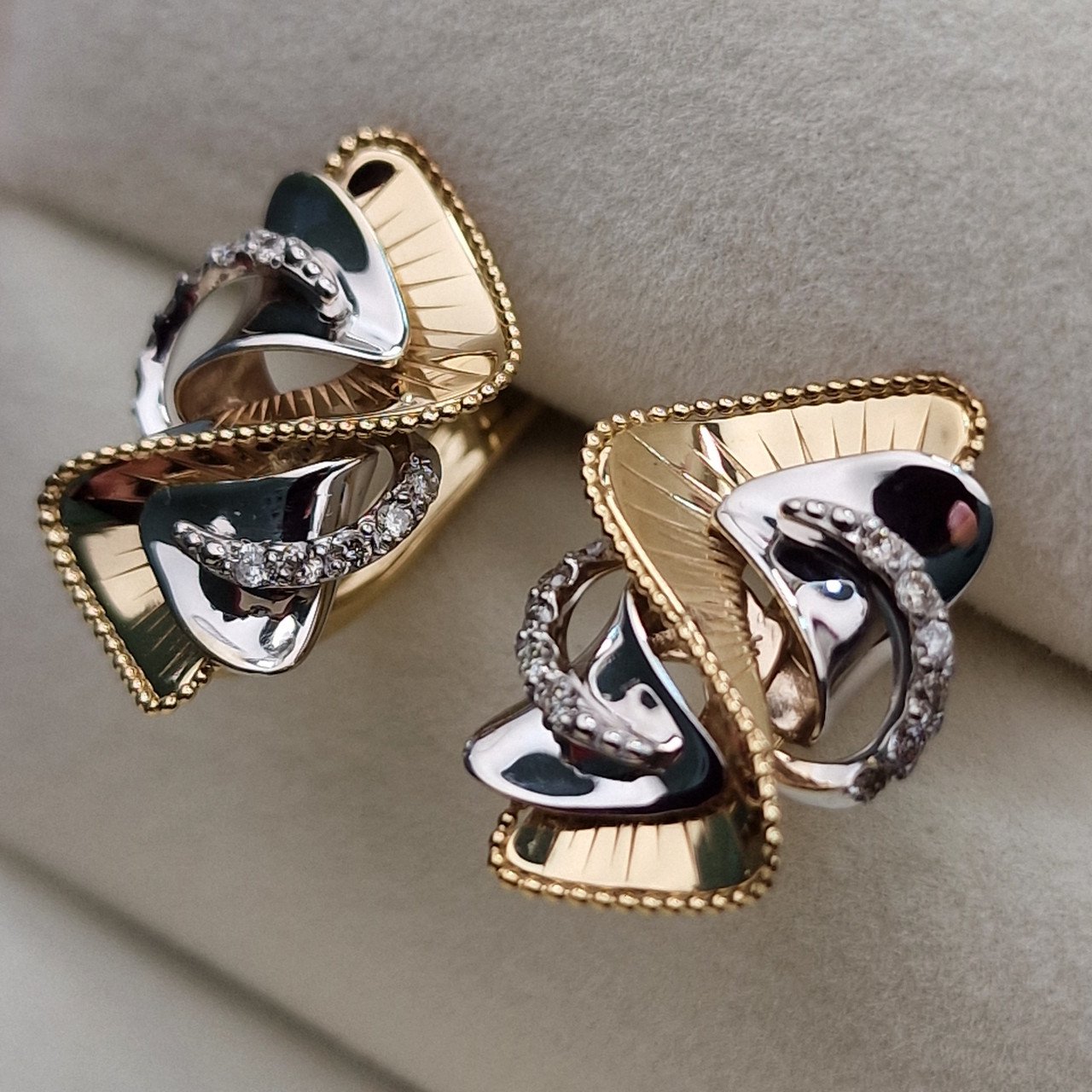 Серьги Deimantas 102927707 4,21гр 0,20ct. купить,NaN