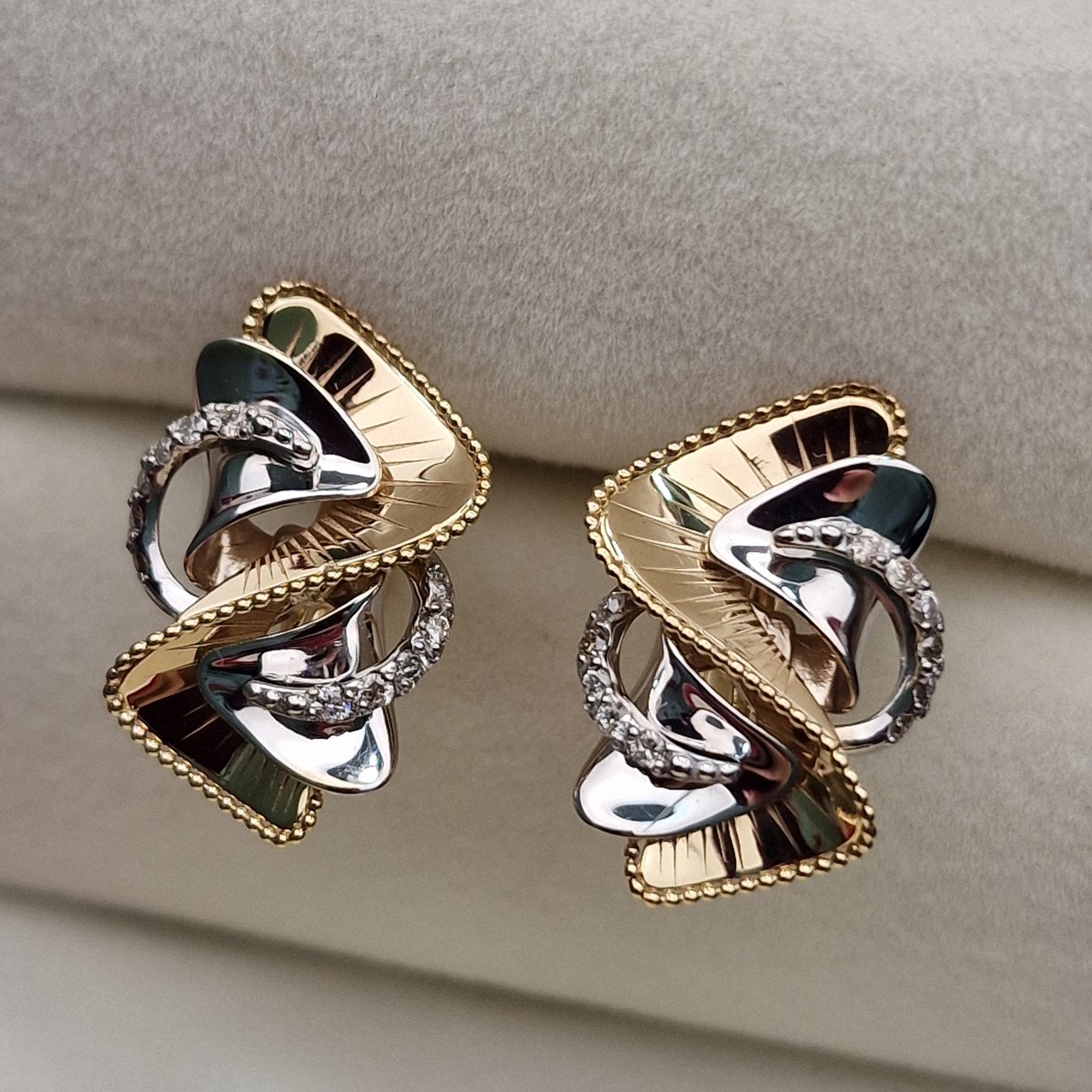 Серьги Deimantas 102927707 4,21гр 0,20ct. купить,NaN