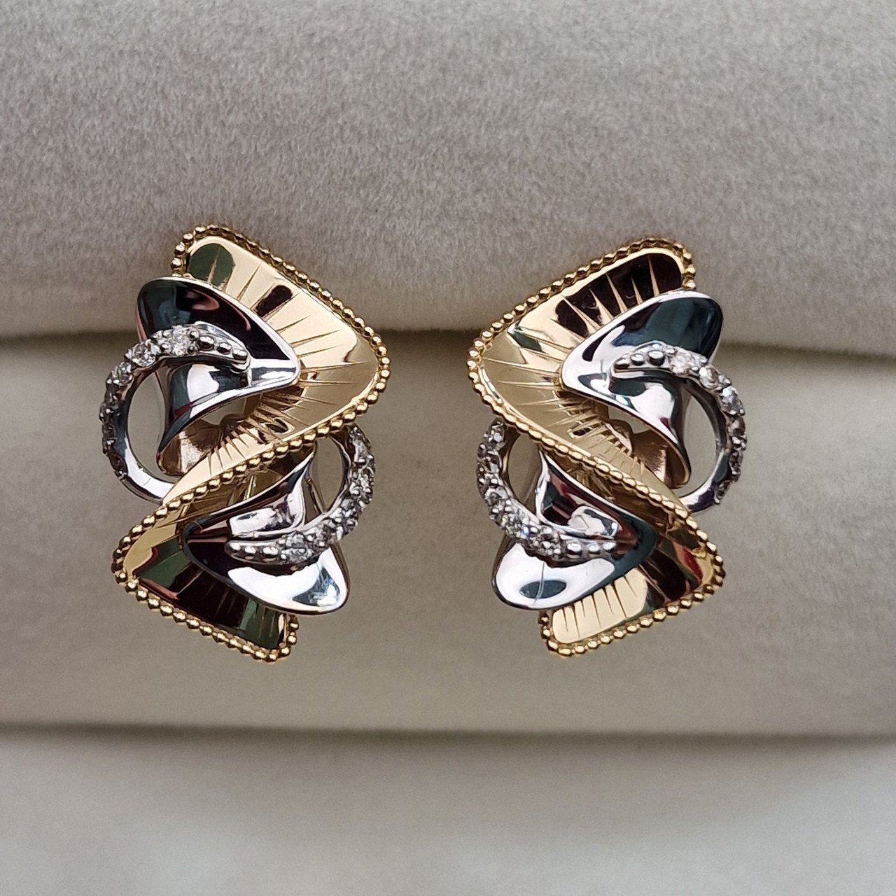 Серьги Deimantas 102927707 4,21гр 0,20ct. купить,NaN